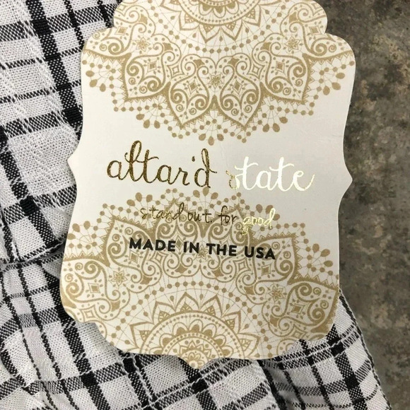 Alter’d State Women’s Black Ivory Plaid‎ Peplum Crop Top Medium NWT - Picture 4 of 6